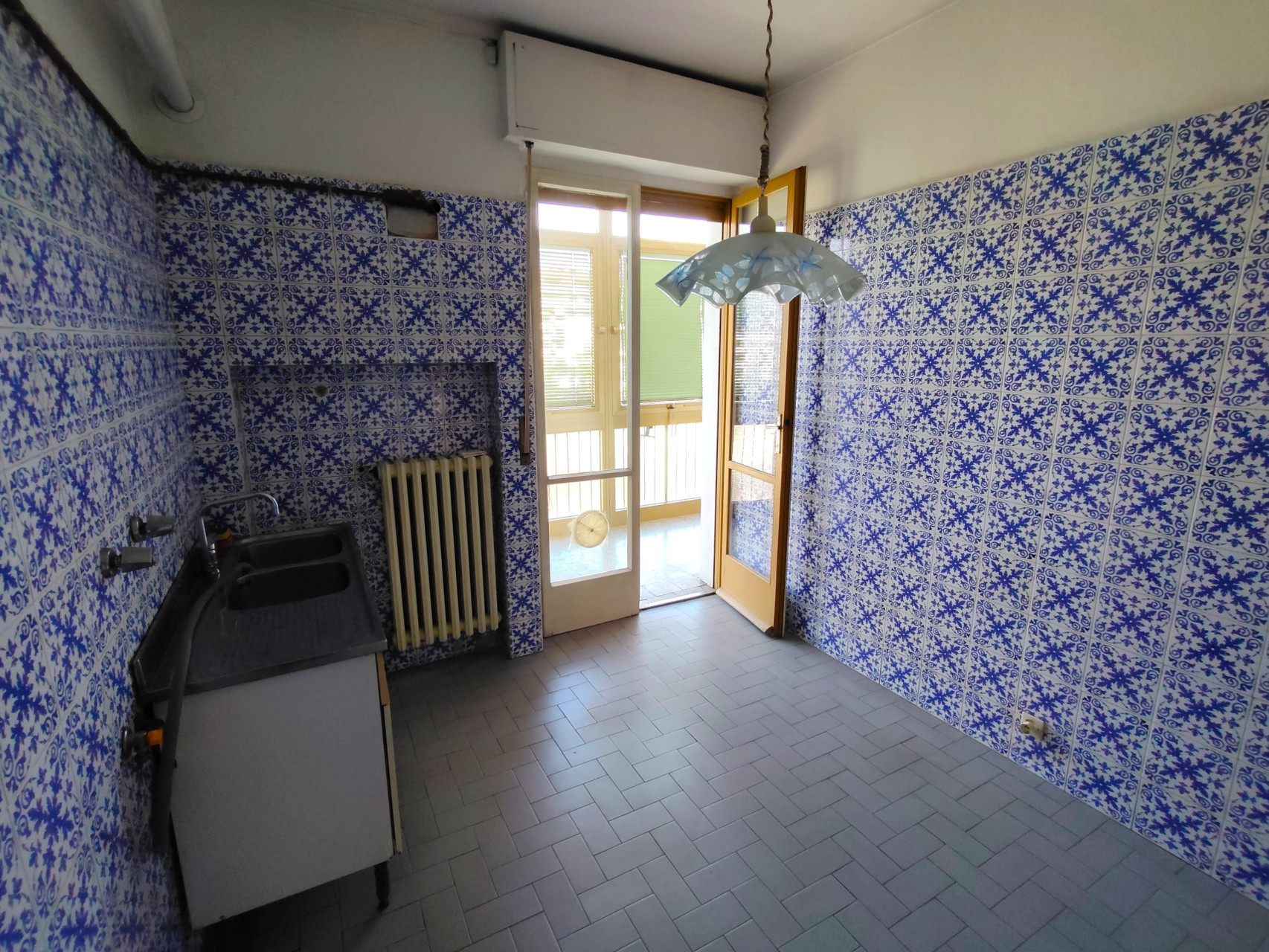 Cuneo, corso Gramsci quadrilocale con due garage - Cuneo