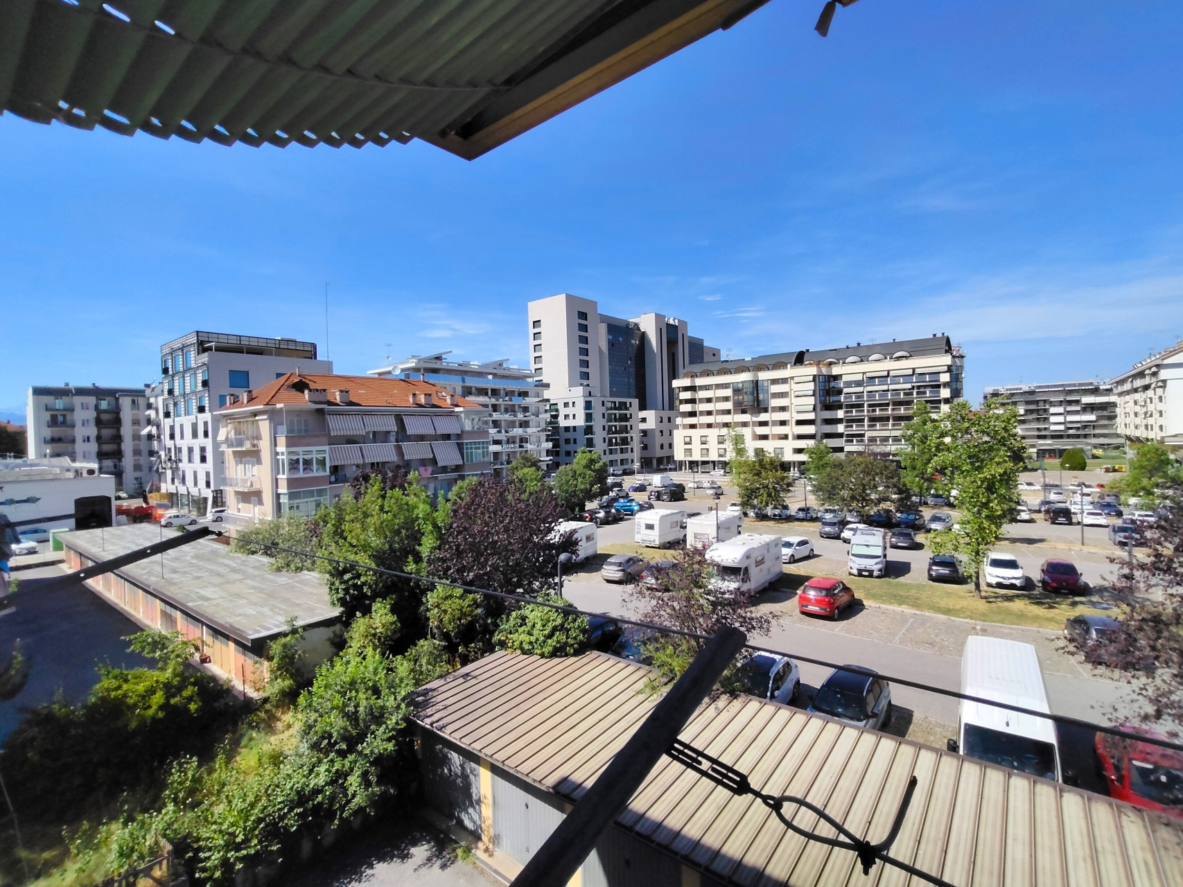 Cuneo, corso Gramsci quadrilocale con due garage - Cuneo