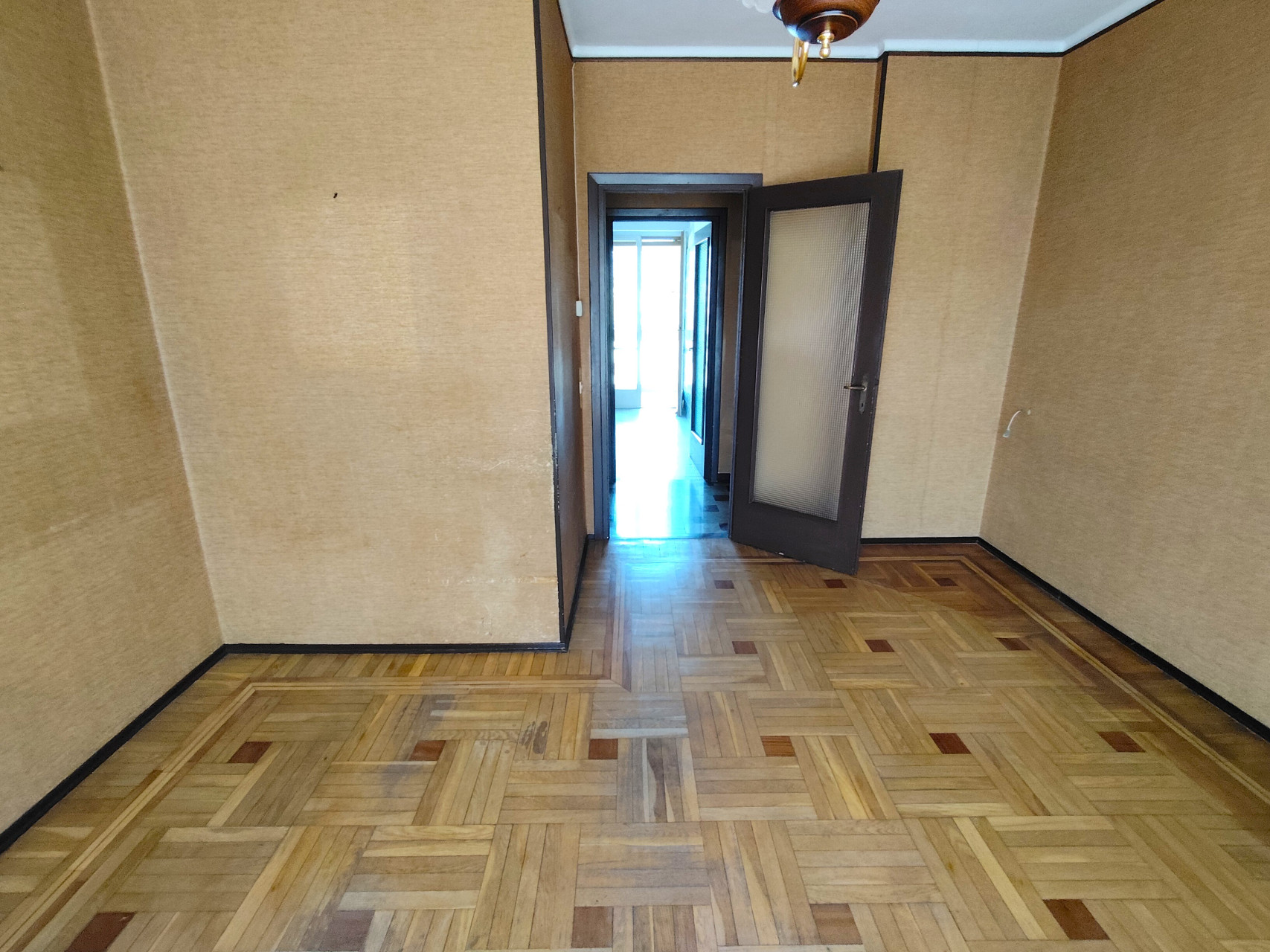 Cuneo, corso Gramsci quadrilocale con due garage - Cuneo