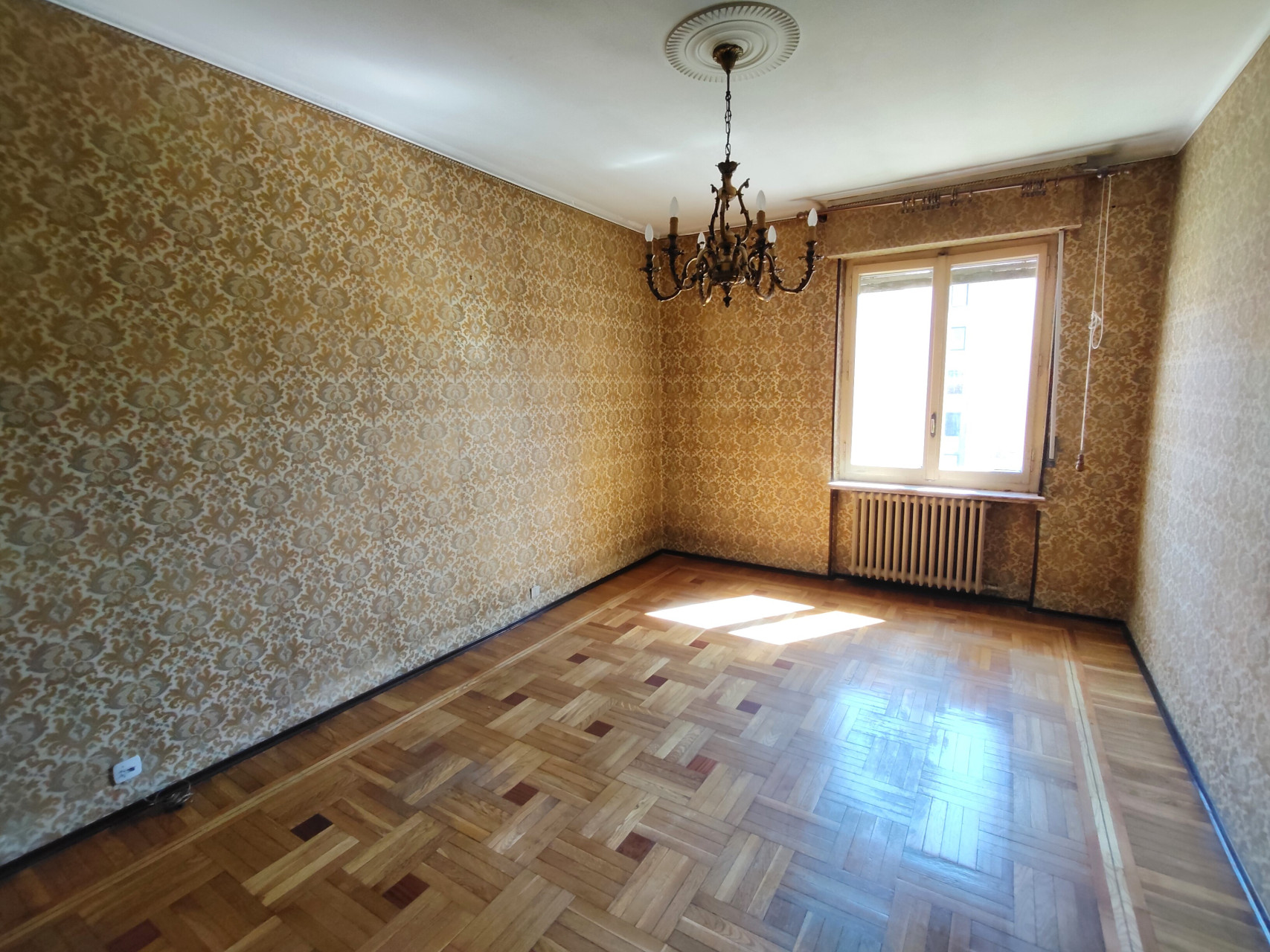 Cuneo, corso Gramsci quadrilocale con due garage - Cuneo
