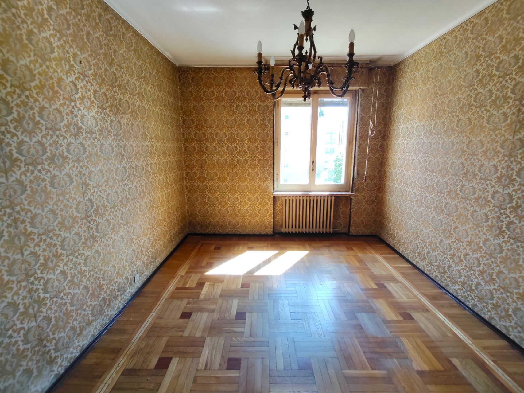 Cuneo, corso Gramsci quadrilocale con due garage - Cuneo