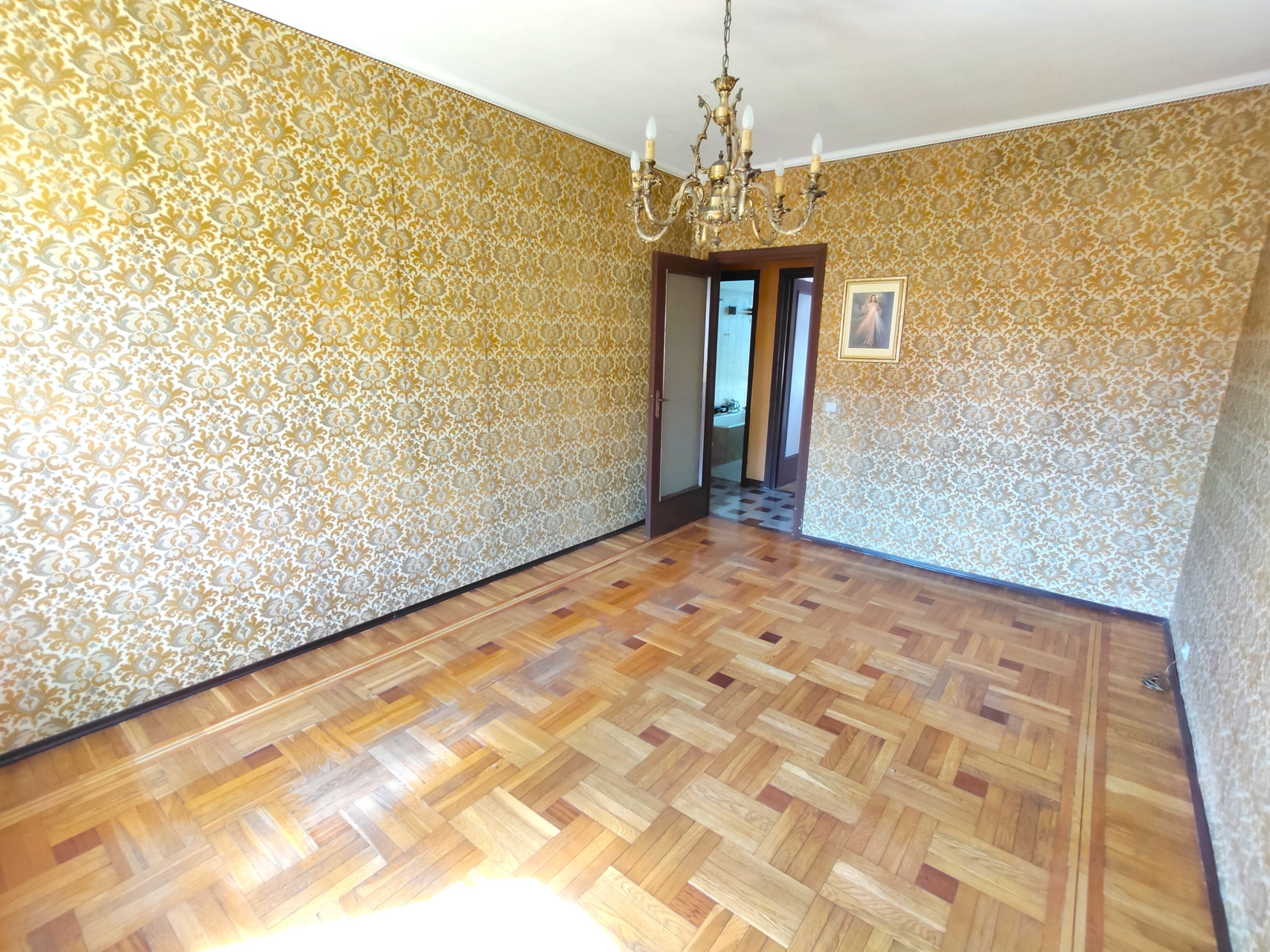 Cuneo, corso Gramsci quadrilocale con due garage - Cuneo
