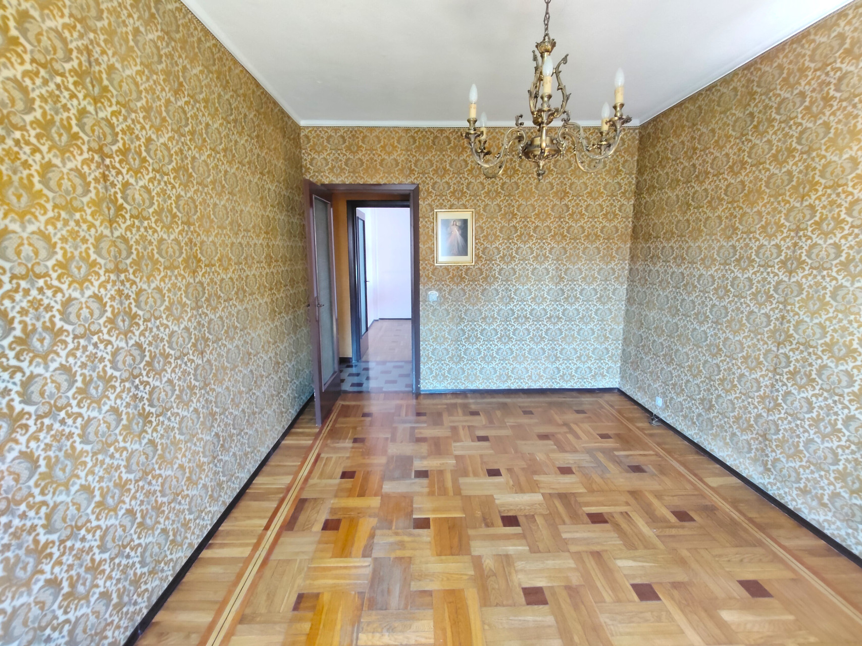 Cuneo, corso Gramsci quadrilocale con due garage - Cuneo