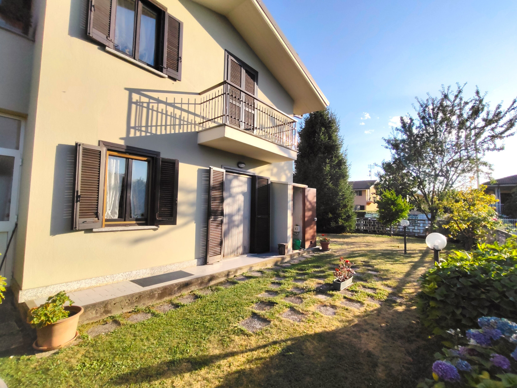 CUNEO, SAN PIETRO DEL GALLO, VILLA LIBERA SU TRE LATI - Cuneo, San Pietro Del Gallo